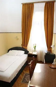 Hotel Golden Ship / Aranyhajo Fogado Pécs